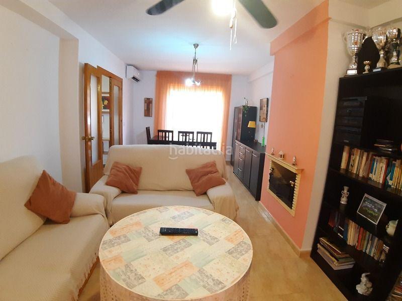 Foto f80ec794-4550-4d3a-9a00-5aba70fd5dca. Casa adosada oportunidad única en Los Boliches!! adosado de 4 dormitorios a 300m de la playa con terraza, patio privado y garaje en Fuengirola