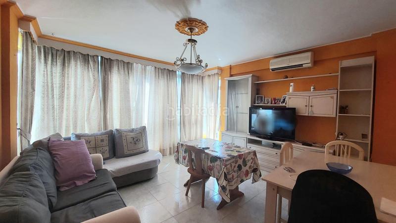 Foto 7dfc2a03-aac8-4c84-9d9e-06843991e105. Piso gran apartamento de 3 dormitorios con terraza a solo 700m de la playa! en Fuengirola