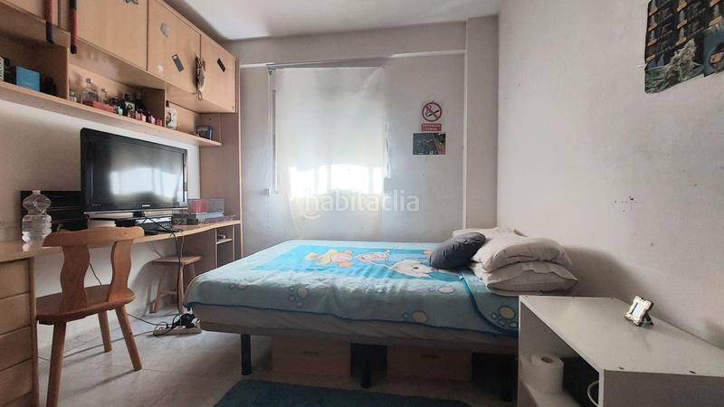 Foto d347b14b-7b3e-40ee-a571-c06090d8178b. Piso gran apartamento de 3 dormitorios con terraza a solo 700m de la playa! en Fuengirola