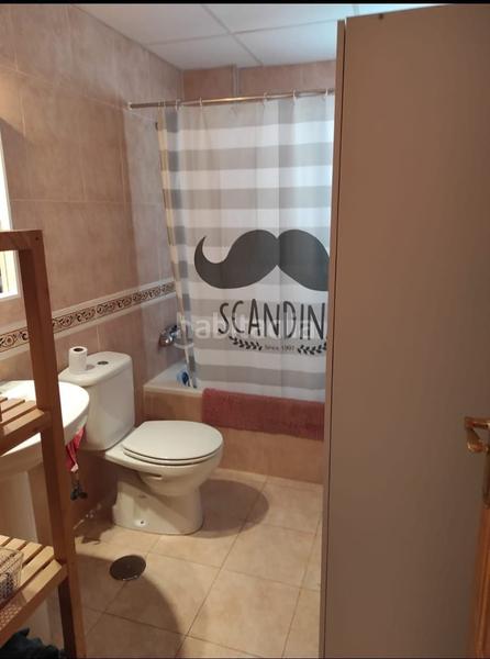Foto 097493eb-2df7-44b2-94d8-e72f65c5329b. Piso gran piso de 2 dormitorios con garaje privado y piscina con todo el lujo y comodidades en Alozaina