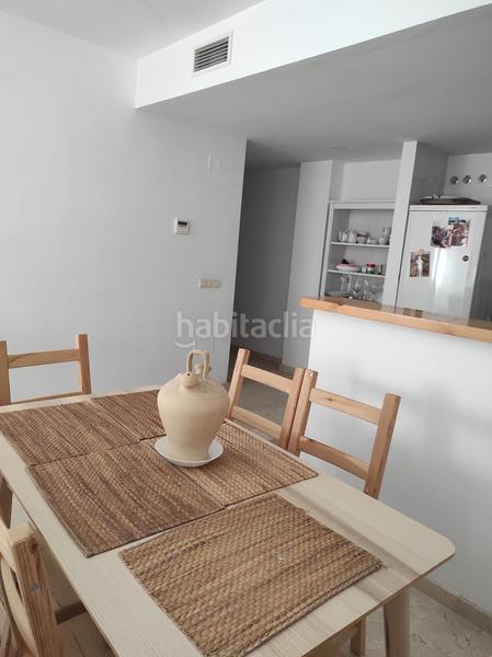 Foto 8a533c37-3f2e-495e-a96e-b75d9482c800. Piso gran piso de 2 dormitorios con garaje privado y piscina con todo el lujo y comodidades en Alozaina