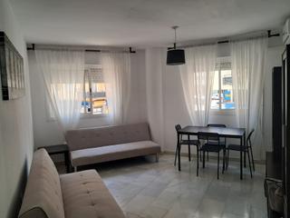Piso en Suárez. Amplio y luminoso apartamento en el corazón de málaga