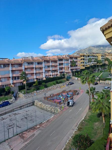 Foto 1eca96c9-38f7-4e1d-9d02-8140e21b5f18. Piso ático dúplex de ensueño con vistas al mar y la montaña en exclusiva urbanización Torreblanca del Sol, en Fuengirola