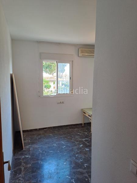 Foto 2093b1ef-523e-4b5b-bc92-762f42c3322f. Piso ático dúplex de ensueño con vistas al mar y la montaña en exclusiva urbanización Torreblanca del Sol, en Fuengirola