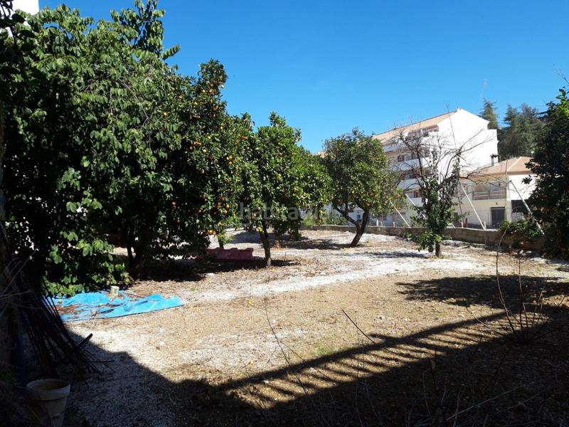 Foto b7f7720d-b05a-4883-bc8e-c53b12f4a8b0. Terreno residencial terreno urbano en el centro oportunidad única para construir la casa de tus sueños! en Tolox