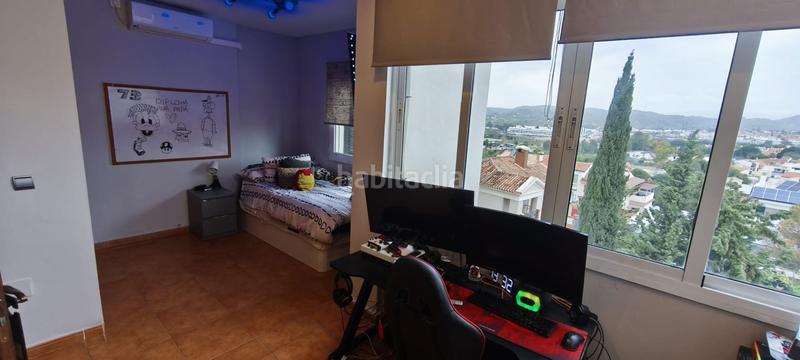 Foto 847a5eeb-38e2-4654-81d8-d726b1ea78a9. Casa adosada espectacular casa adosada 4 hab. 235m2, garaje privado, piscina con cascada, terraza de 156m2 y mucho más! en Málaga
