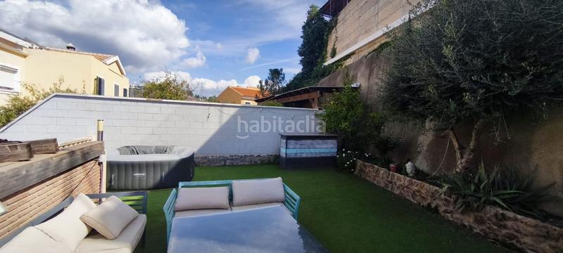 Foto ae3f6976-fb19-4765-86ed-1aef8e465990. Casa adosada espectacular casa adosada 4 hab. 235m2, garaje privado, piscina con cascada, terraza de 156m2 y mucho más! en Málaga