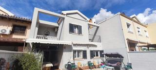 Casa adossada a Los Almendros - El Limonero - El Tomillar. Espectacular casa adosada 4 hab. 235m2, garaje privado, piscina