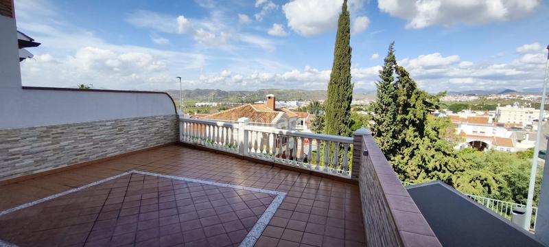 Foto 1480fc06-63d2-4d3d-9876-477a11c39db3. Casa adosada espectacular casa adosada con mucho potencial ! en Málaga