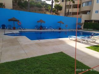 Location Appartement à Hacienda Torrequebrada. Larga temporada  2 dormitorios, garaje, piscina y terraza con vi