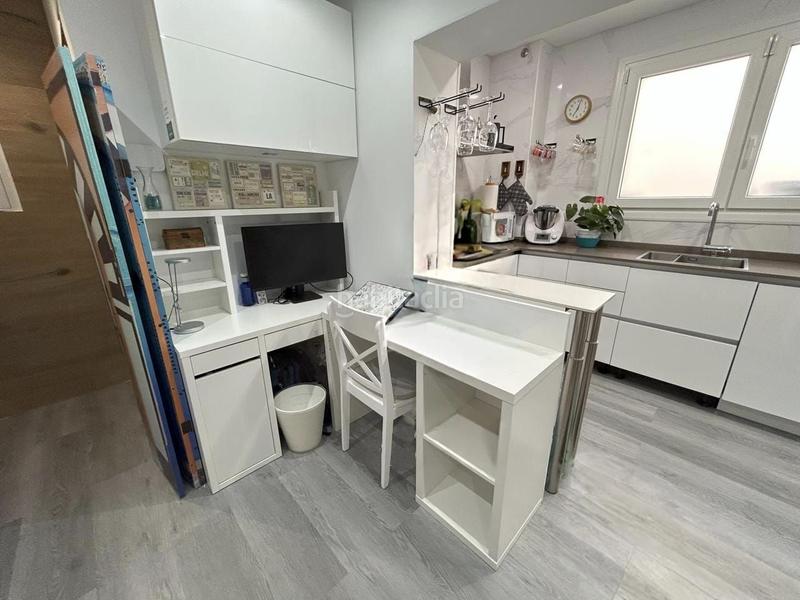 Foto dc1abdaf-e2da-484f-abc4-a39c782a266b. Piso oportunidad inversores!! piso totalmente reformado con 2 habitaciones, en estupenda zona de carranque junto a avenida andalucía en Málaga