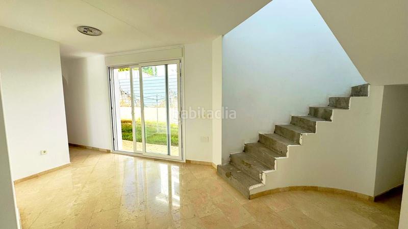 Foto 0de9ac51-c151-4b90-8c7f-82e8dfbd8f7b. Xalet amb calefacció piscina a Paraiso - Barronal Estepona