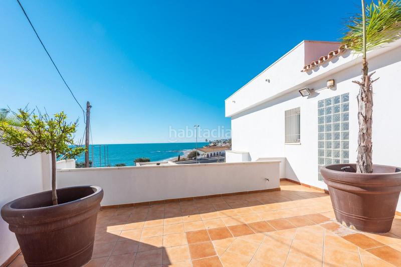 Foto bc40a2ec-1138-4f23-a01b-7c0ed17e59d2. Chalet avec chauffage piscine dans El Faro de Calaburra - Chaparral Mijas