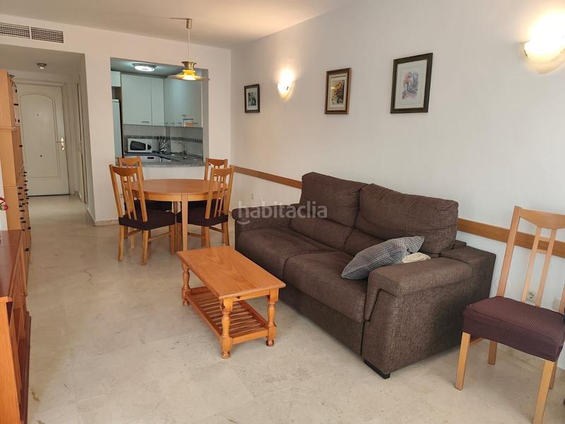 Foto 9b7c66e2-42db-438d-9cb6-4bb6f3d71870. Lloguer pis amb calefacció a El Bajondillo Torremolinos