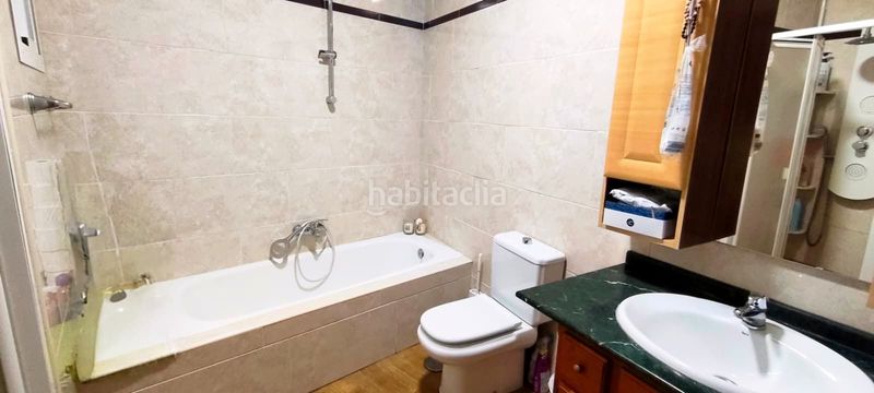 Foto 3fdae7fe-3ddc-411c-bdf4-7c53be1db3b7. Casa adossada amb calefacció a Coín