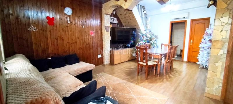 Foto e92864ed-1c38-4b2e-92bd-8e96047ecb62. Casa adossada amb calefacció a Coín