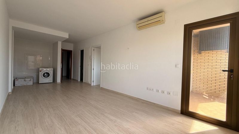 Foto ce87e725-11e2-4d19-828e-1b2451442e47. Pis amb calefacció piscina a Playa de los Boliches Fuengirola