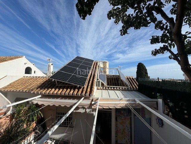 Foto 87edc049-7424-48cf-b089-56c3eaff0c89. Casa amb calefacció piscina a campo de Mijas Mijas