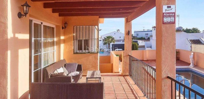 Foto f69f4386-db14-45af-be3e-4dd518359401. Casa amb calefacció piscina a El Faro de Calaburra - Chaparral Mijas