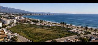 Edificio in Calahonda. Marbella  oportunidad de inversión hotelera en la costa del sol