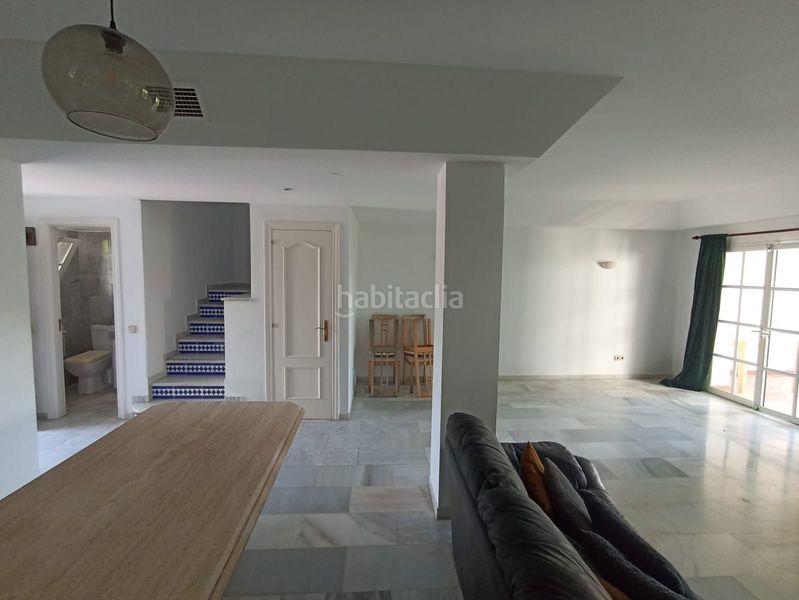 Foto 15c8a2dd-d2e4-42ca-9291-d2564fe2e0cd. Casa amb calefacció aparcament piscina a La Concha - Resina Golf Estepona