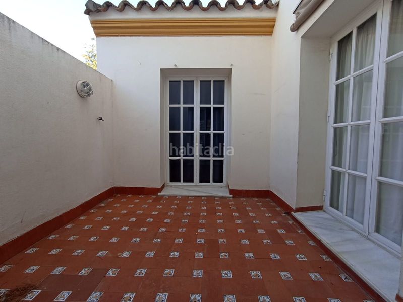 Foto a074667b-b7b2-4f96-b62b-3ae12d3cd949. Casa amb calefacció aparcament piscina a La Concha - Resina Golf Estepona