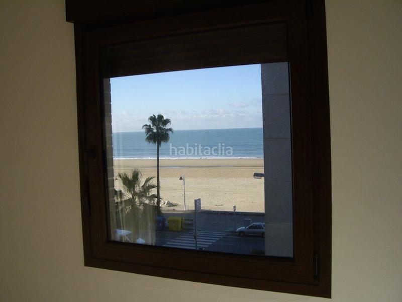 Foto cc1bfb3a-4a9c-4149-a44f-e1b462a61a73. Affitto piccolo appartamento in calle doctor fleming 6 in Cádiz