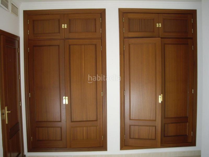 Foto abd63090-a768-4b8c-b2e4-892964677d21. Alquiler apartamento en calle doctor fleming 6 paseo maritimo vistas al mar en Cádiz