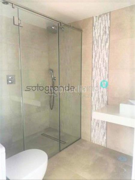 Foto 17d691e8-0111-44d1-b0d4-10f29efdf441. Chalet with heating parking pool in Sotogrande alto Sotogrande