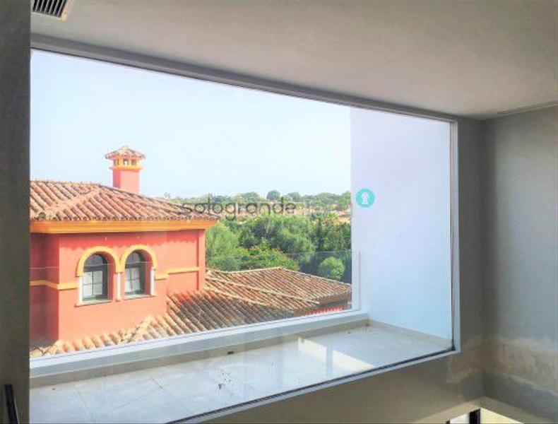 Foto 3632febd-feda-45ac-8f28-7537e3509b92. Chalet with heating parking pool in Sotogrande alto Sotogrande