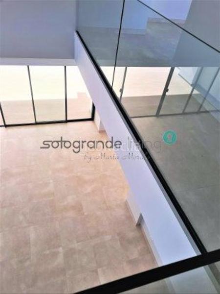 Foto 46b2edfc-cf4a-49b1-939b-d5723389a78f. Chalet with heating parking pool in Sotogrande alto Sotogrande