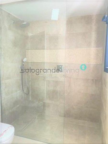 Foto 586b2a01-99de-41f7-9ec9-a58955f7750b. Chalet with heating parking pool in Sotogrande alto Sotogrande