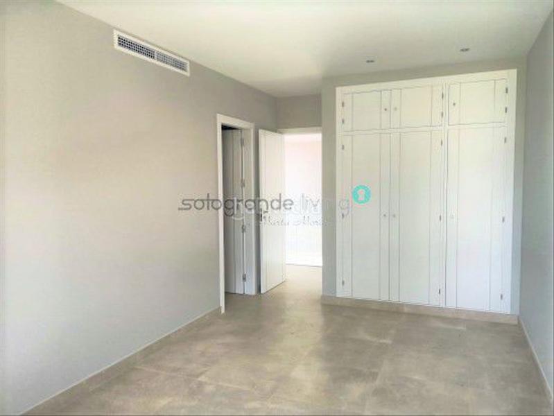 Foto f6850fbc-0fdc-4108-be3d-060c69bcd51b. Chalet with heating parking pool in Sotogrande alto Sotogrande