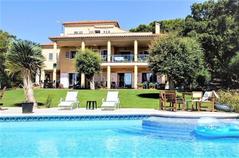 Foto 9e55940c-1879-4d2f-b23a-c03d5fa7b0a7. Xalet amb aparcament piscina a Sotogrande alto Sotogrande