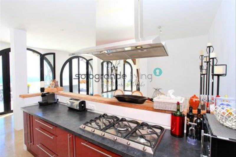 Foto 5cedeca9-2643-4a48-a211-17d968da62dc. Chalet villa en venta en Chullera, 4 dormitorios. en Manilva