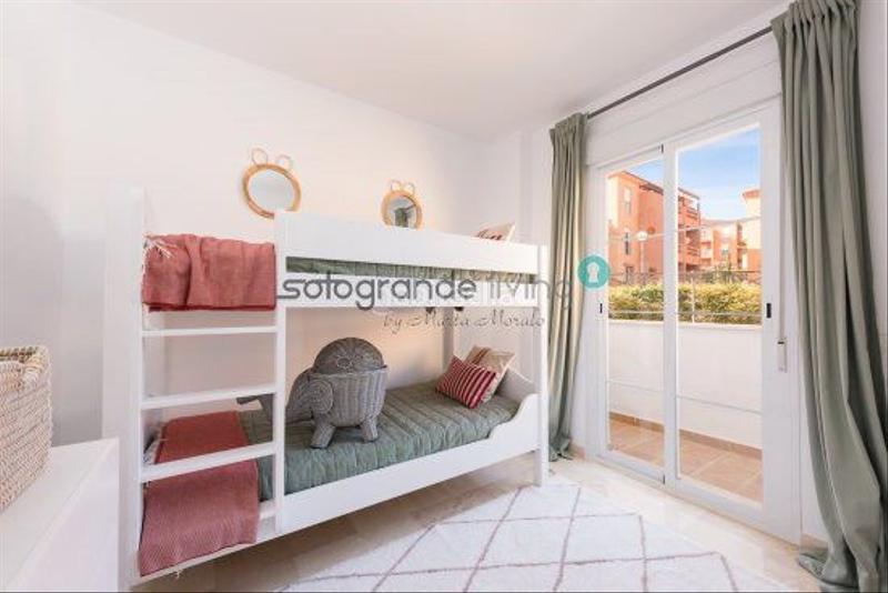 Foto 3e6ec888-8577-470e-9a32-3d1423d13b85. Apartamento  en venta , 3 dormitorios. en Manilva