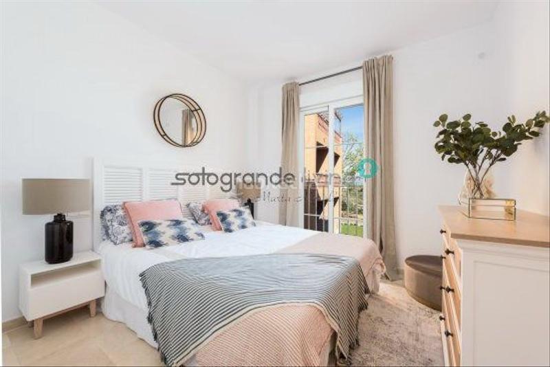 Foto 55ed7800-3bd6-4100-ac79-3b354daf6d44. Apartamento  en venta , 3 dormitorios. en Manilva