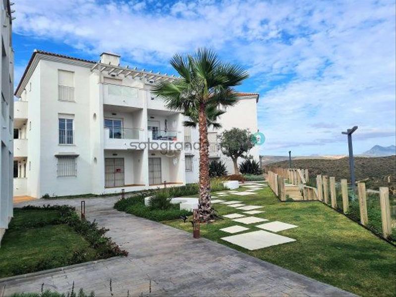 Foto 6002bc33-ad9c-46fa-9172-53b075ef7540. Apartamento  en venta , 3 dormitorios. en Manilva