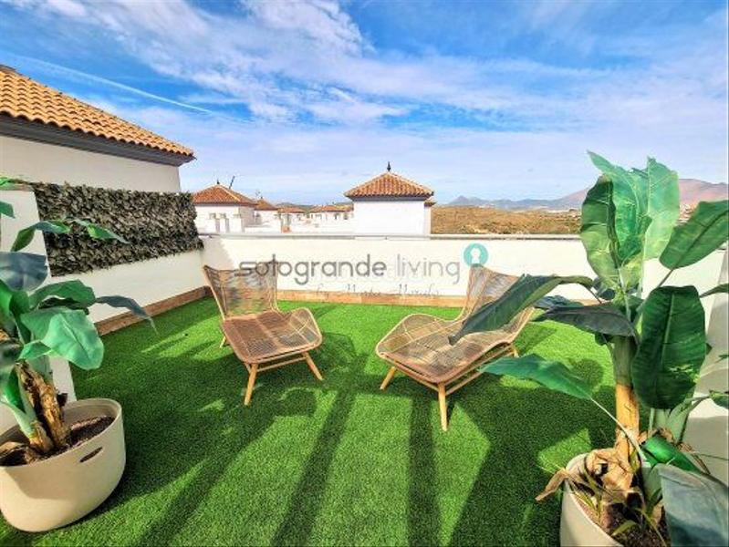Foto b6c5669c-11f1-4b18-b89c-c442efe9e075. Apartamento  en venta , 3 dormitorios. en Manilva