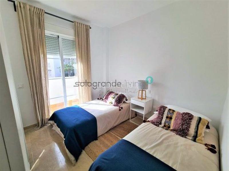 Foto eb01fbae-fe25-427e-8ca9-2785d04c0c88. Apartamento  en venta , 3 dormitorios. en Manilva