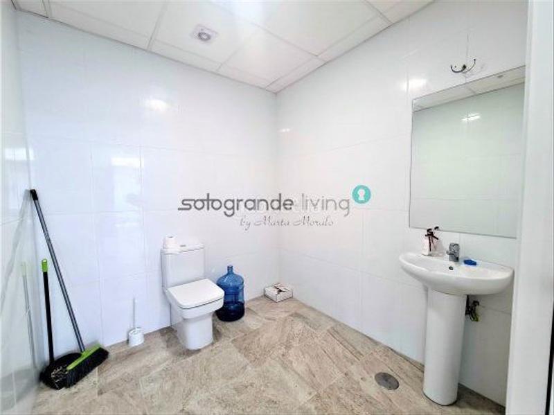 Foto e3e16cb0-4899-4a92-8bef-3e2415d86973. Local commercial dans San Enrique-Guadiaro-Pueblo Nuevo Sotogrande