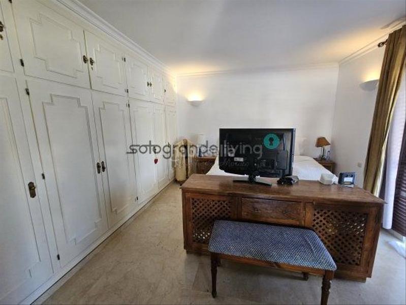 Foto 2257fbf0-862e-4798-a369-02c58252362f. Chalet con riscaldamento piscina in Sotogrande costa Sotogrande