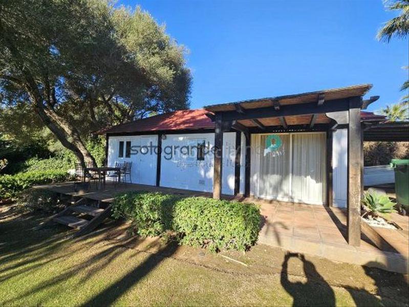 Foto 2e63cbd7-1785-4cbd-9dae-0823c8fbb236. Chalet con riscaldamento piscina in Sotogrande costa Sotogrande