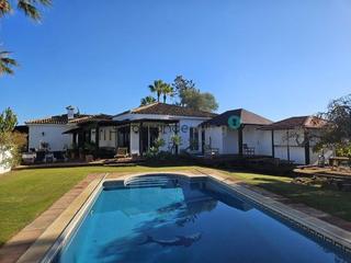 Chalet en Sotogrande Costa. Villa en venta en sotogrande costa, 6 dormitorios.