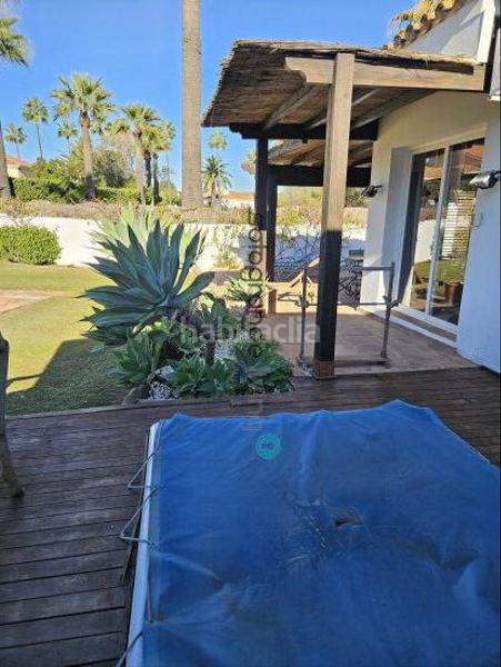 Foto 55e30296-44c8-4a59-a256-6dca072da95e. Chalet con riscaldamento piscina in Sotogrande costa Sotogrande