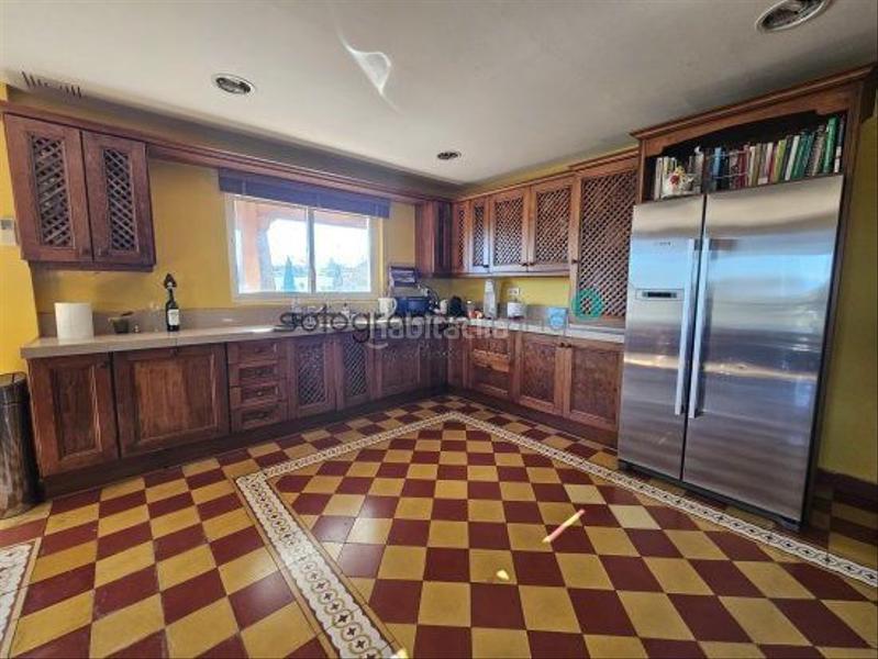 Foto af3fdc28-6d48-4cc7-9c93-e32d64fd4cd9. Chalet con riscaldamento piscina in Sotogrande costa Sotogrande