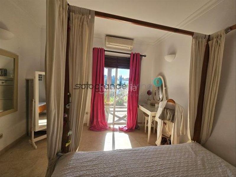 Foto af906114-43ad-4eb0-8b60-01e860978364. Chalet con riscaldamento piscina in Sotogrande costa Sotogrande