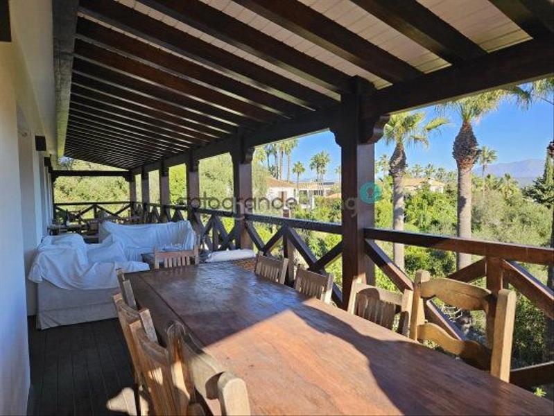 Foto c9b26d0f-e334-448e-b89c-7eff29456c20. Chalet villa en venta costa, 6 dormitorios. en Sotogrande costa Sotogrande