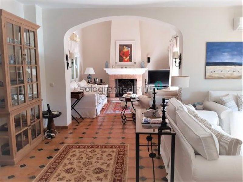 Foto 9ae518c4-a97d-40b0-81c8-935aed3d00c2. Alquiler chalet villa en alquiler - alto, 5 dormitorios. en Sotogrande