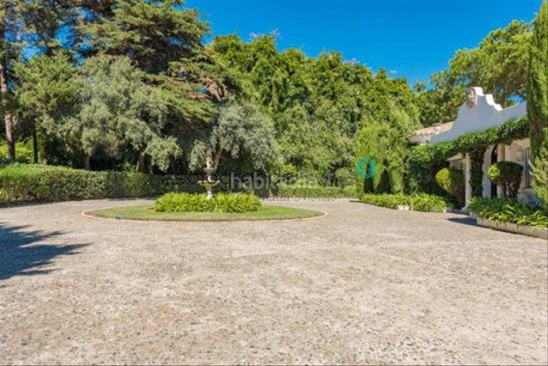 Foto df4f2798-5872-46a0-87e9-e9bea65fbcff. Chalet with parking pool in Sotogrande alto Sotogrande